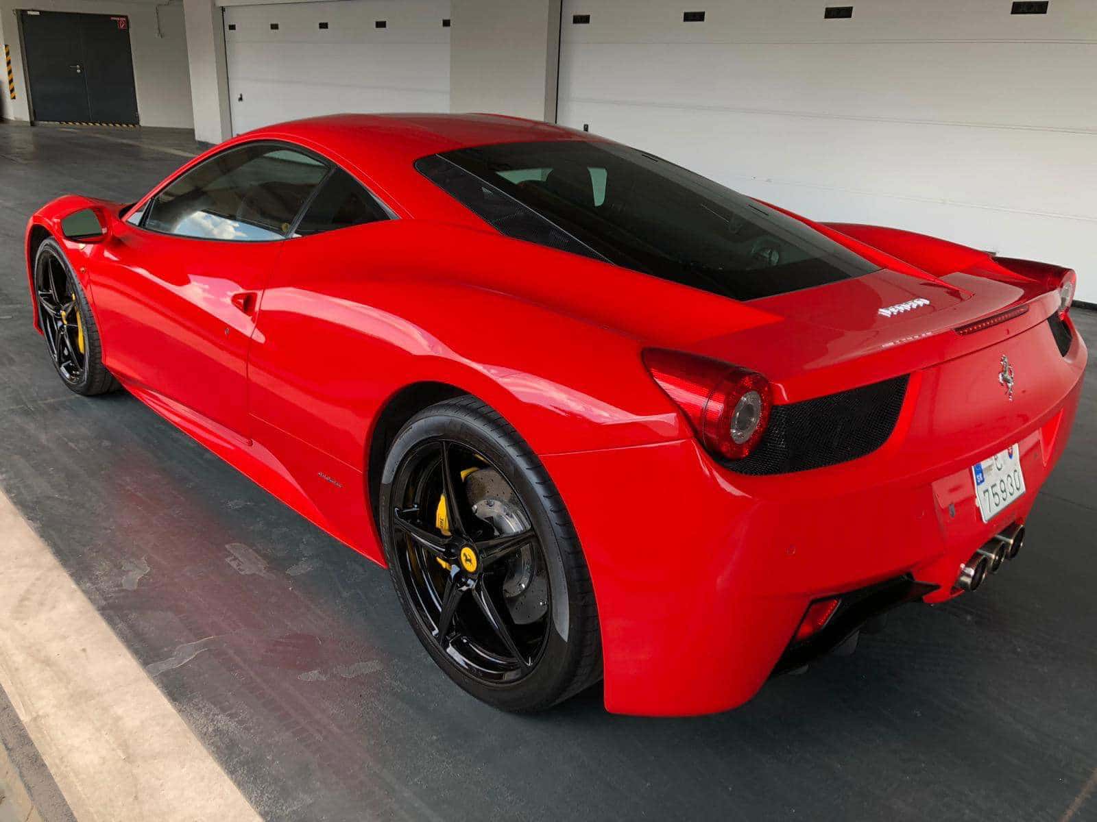 Wypożyczalnia Ferrari